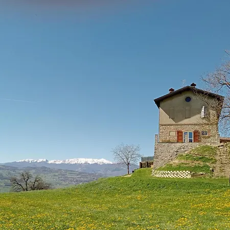 Casale Monte Valestra Bed & Breakfast Bebbio Exterior photo