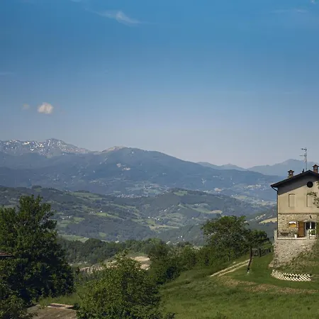 Casale Monte Valestra Bed & Breakfast Bebbio Exterior photo