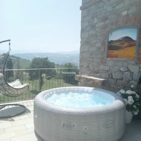 Casale Monte Valestra Bed & Breakfast Bebbio Room photo